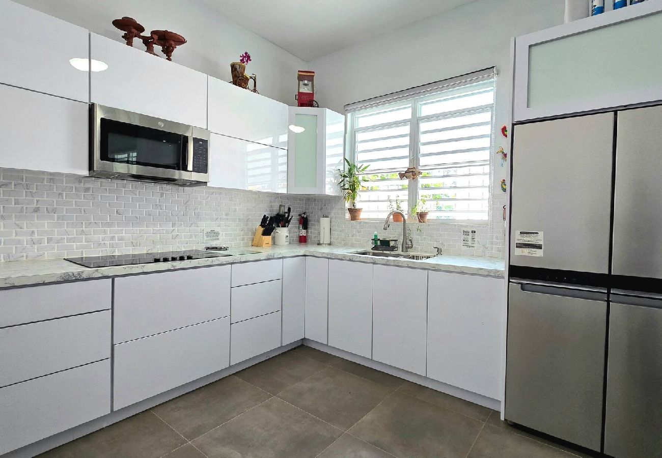 House in Arecibo - Arecibo - House, Close to Beach, Laundry, Wifi A/C 