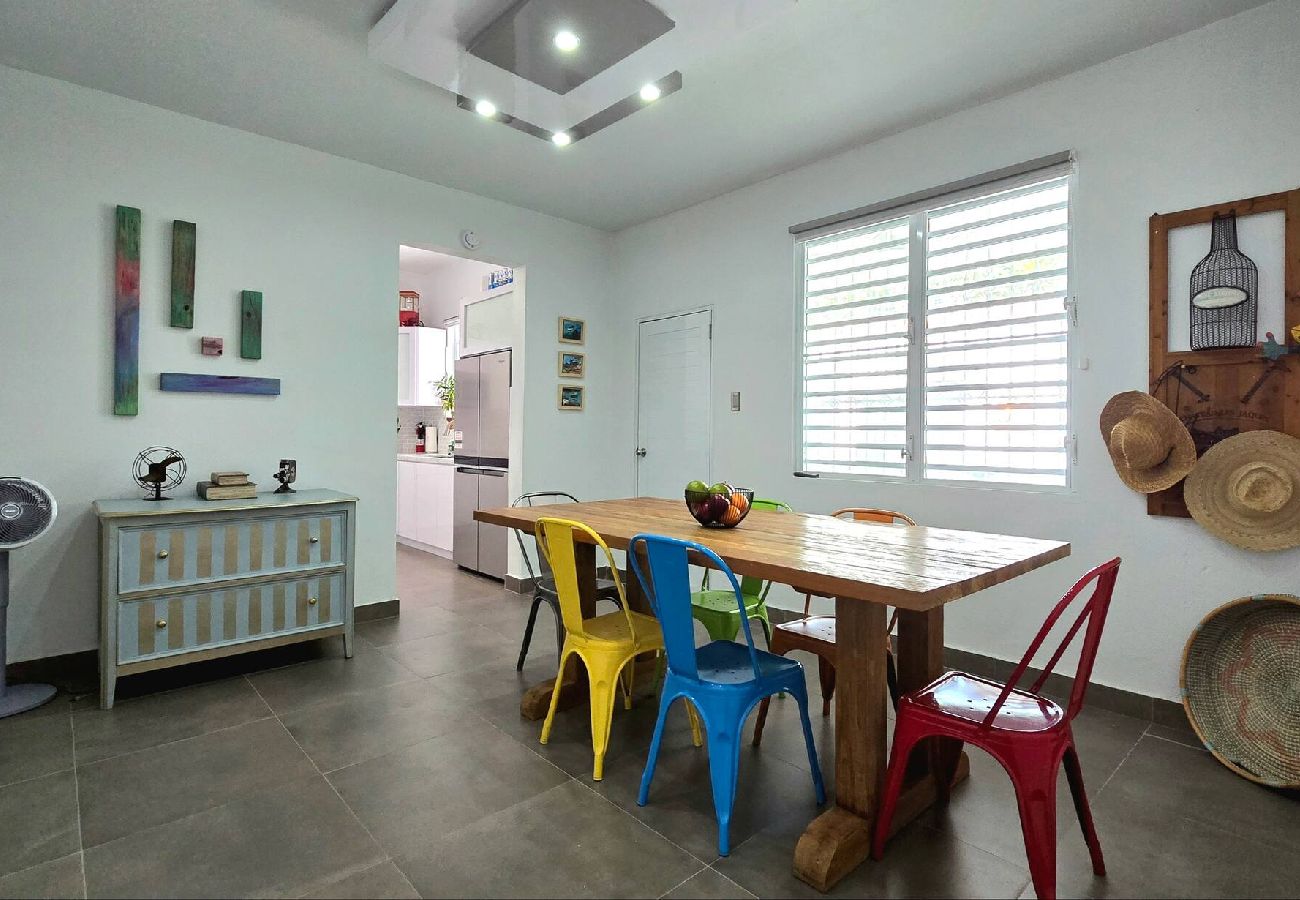 House in Arecibo - Arecibo - House, Close to Beach, Laundry, Wifi A/C 