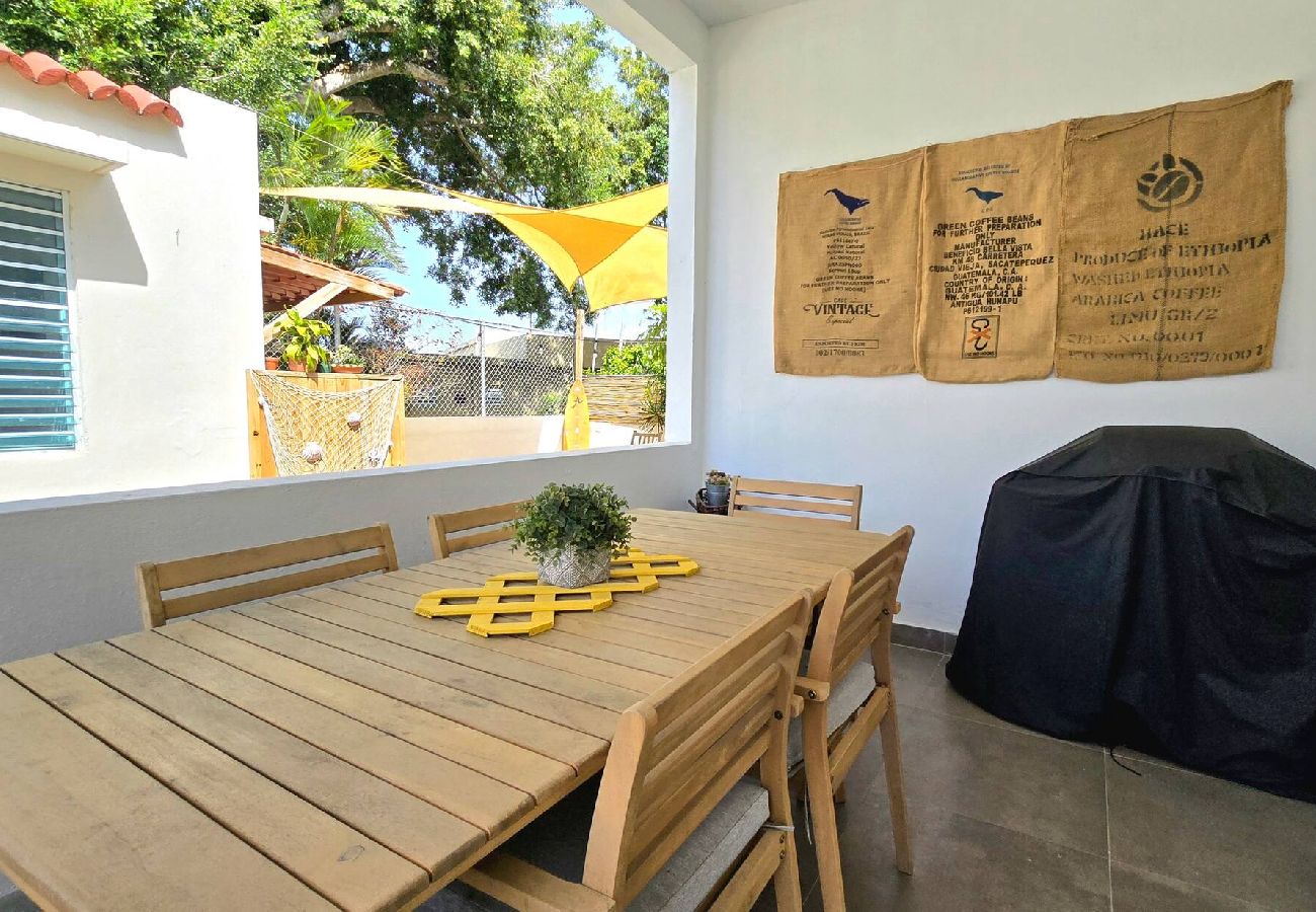 House in Arecibo - Arecibo - House, Close to Beach, Laundry, Wifi A/C 