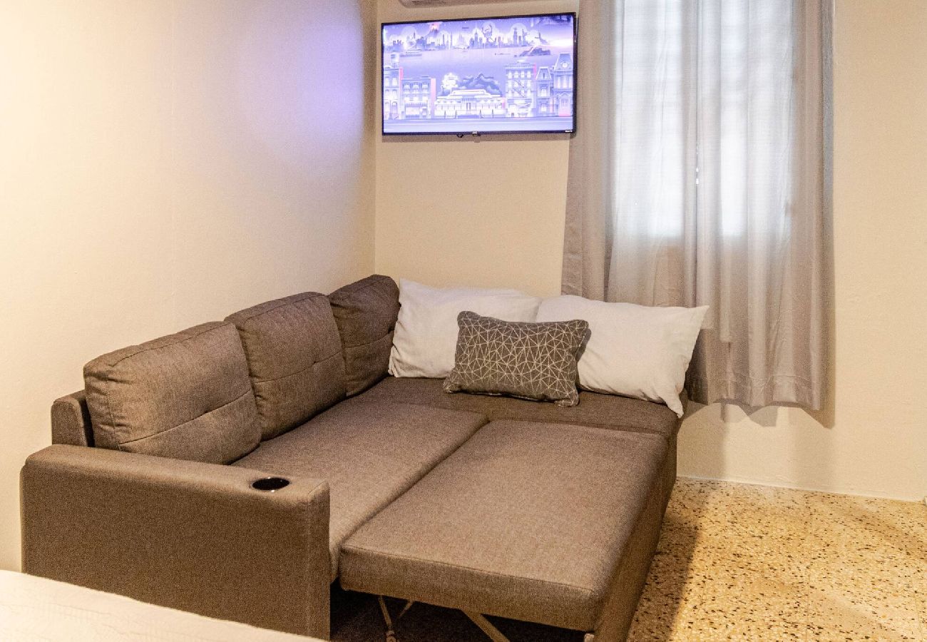 Apartment in Trujillo Alto - Family Apt · Crib · Free Parking