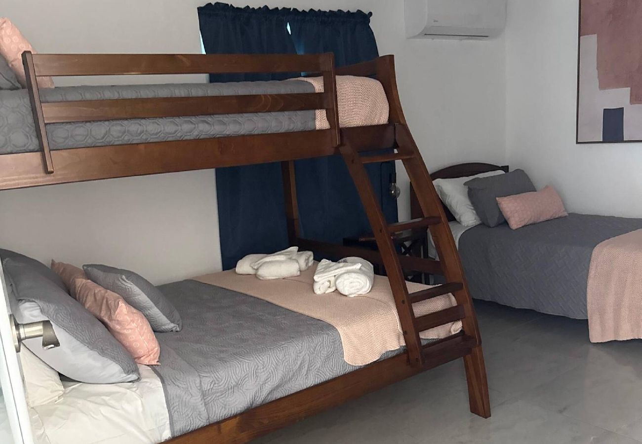 House in Cabo Rojo - Armonia Rosada 