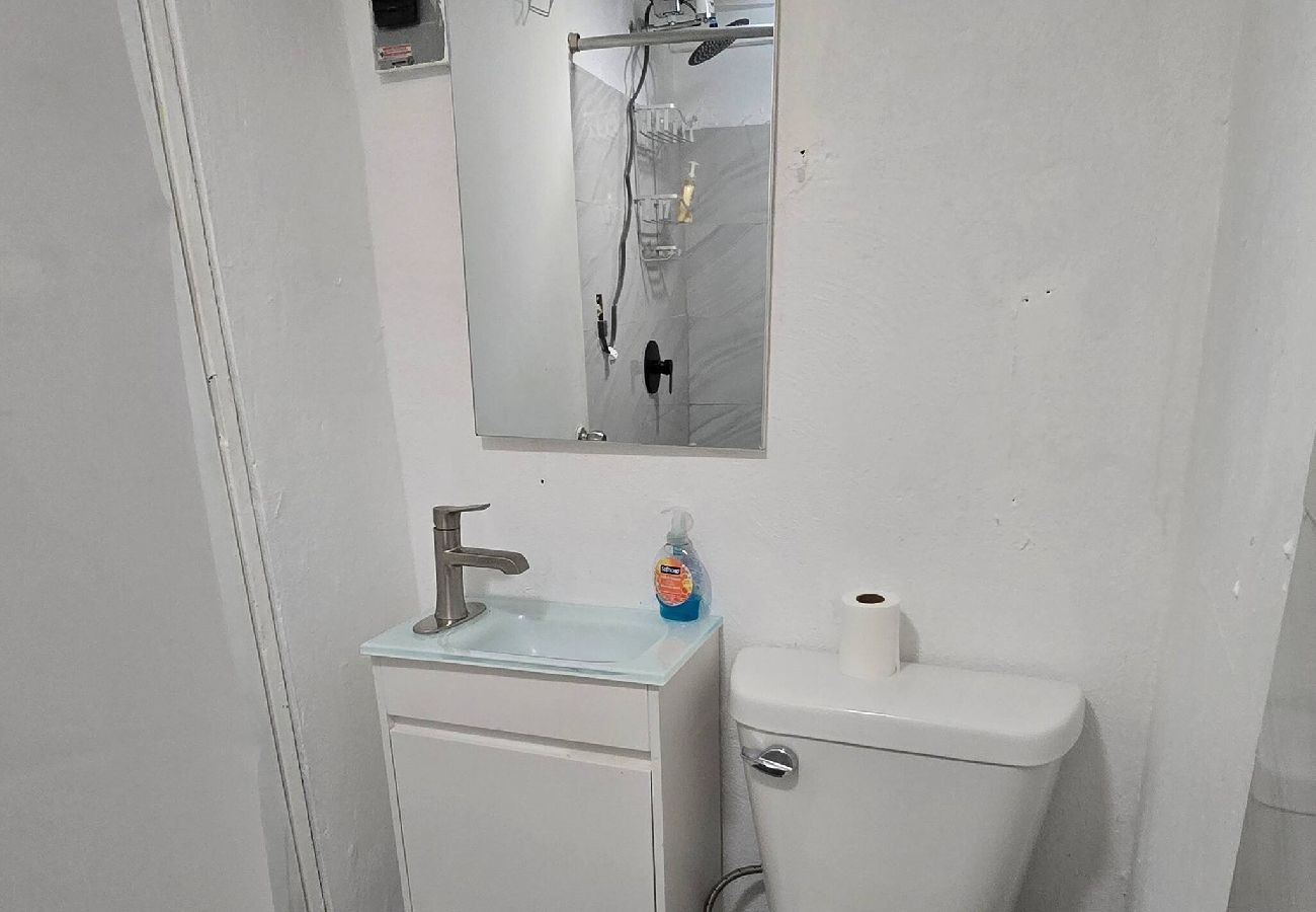 House in San Juan - Apartamento/Studio #1 San Juan 