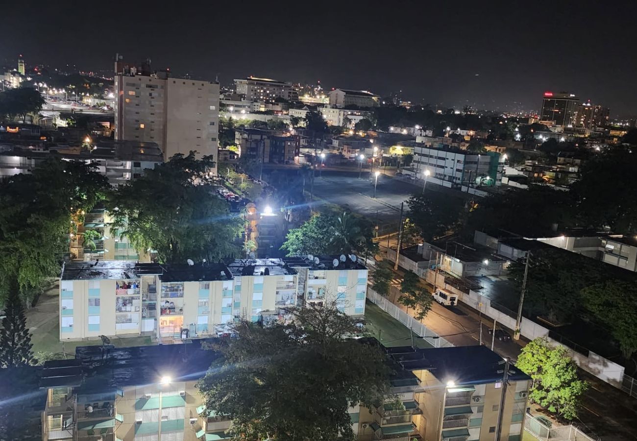 Apartment in Hato Rey - Charming 2BR in Condado – 4 Min to the Beach & Parking