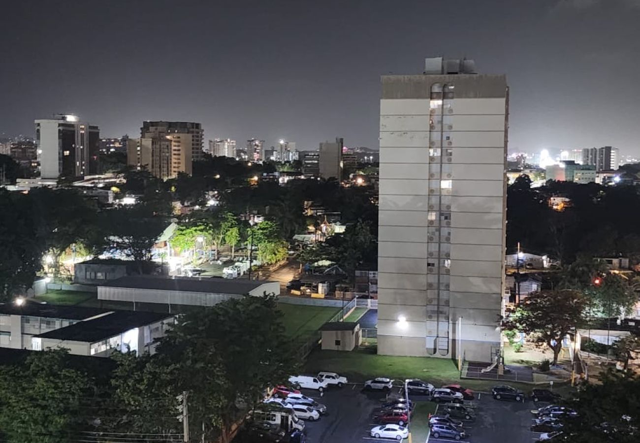 Apartment in Hato Rey - Charming 2BR in Condado – 4 Min to the Beach & Parking