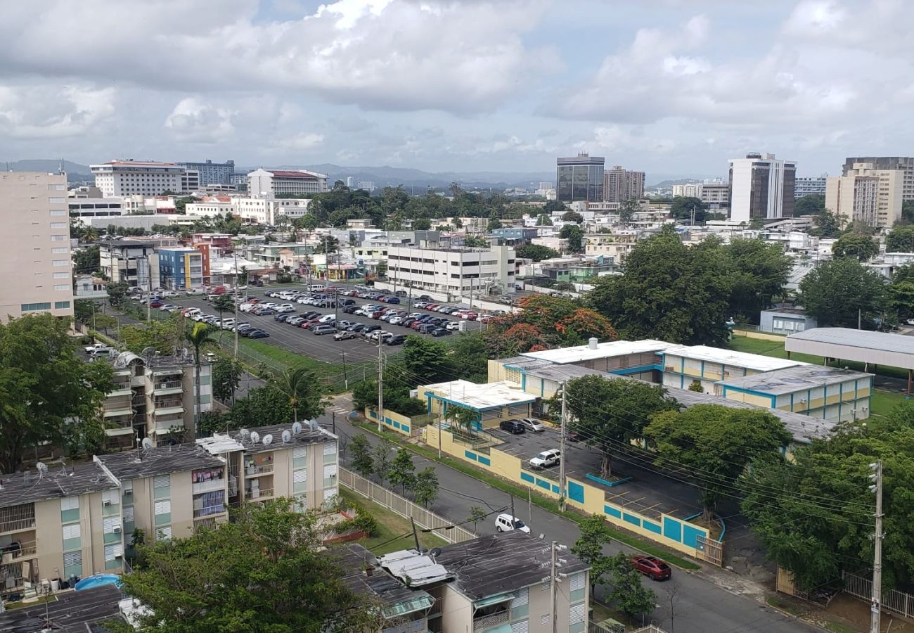 Apartment in Hato Rey - Charming 2BR in Condado – 4 Min to the Beach & Parking