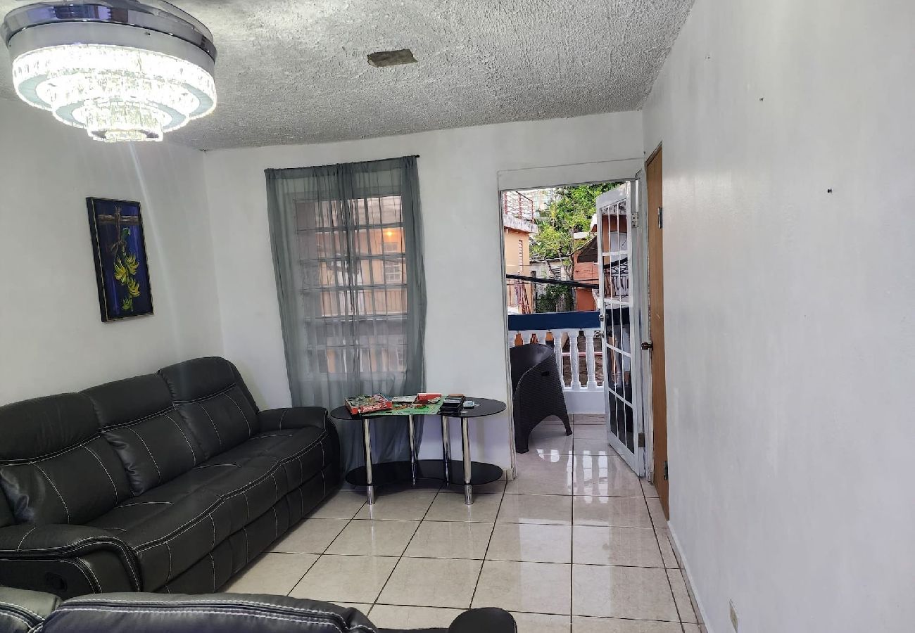 House in San Juan - LISFDD6 - #7 - Suite E Edificio del Parque 