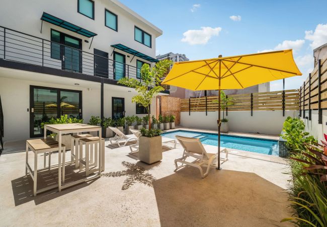 Apartment in Carolina - Isla Verde Ocean View |  Entire 2nd Floor Suite & Private Penthouse Suite