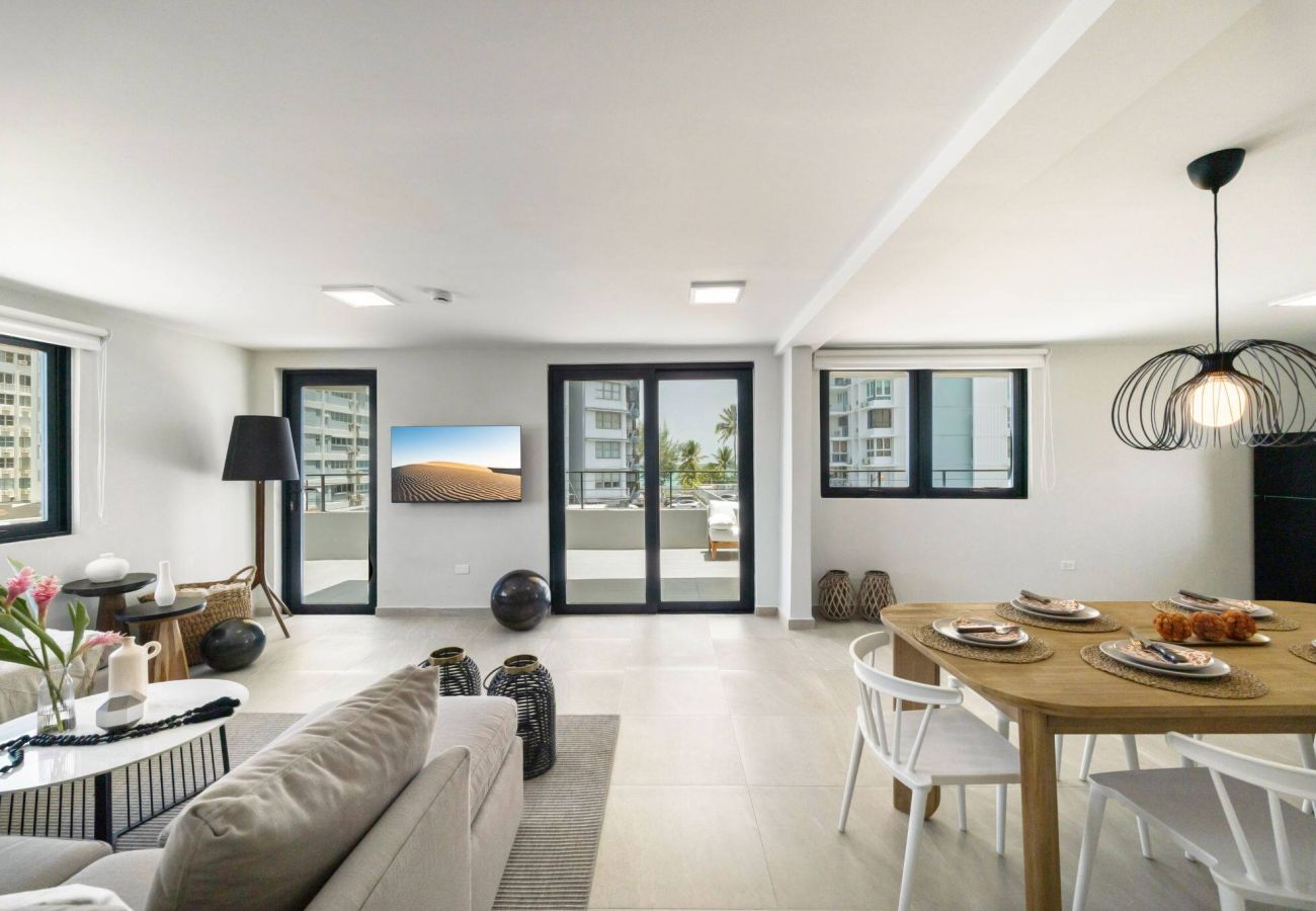 Apartment in Carolina - Isla Verde Ocean View |  Entire 2nd Floor Suite & Private Penthouse Suite
