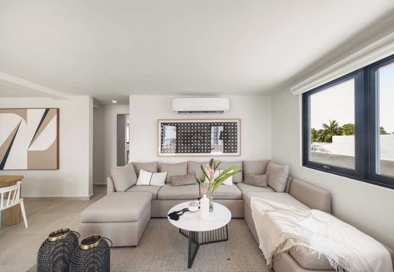 Apartment in Carolina - Isla Verde Ocean View |  Entire 2nd Floor Suite & Private Penthouse Suite