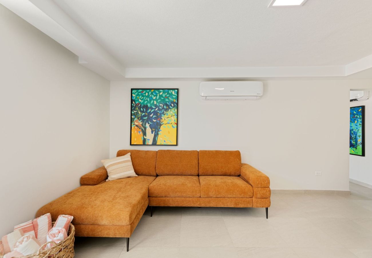 Apartment in San Juan - 14 Guests | 2 Suites | 2 Min Beach | Private Pool