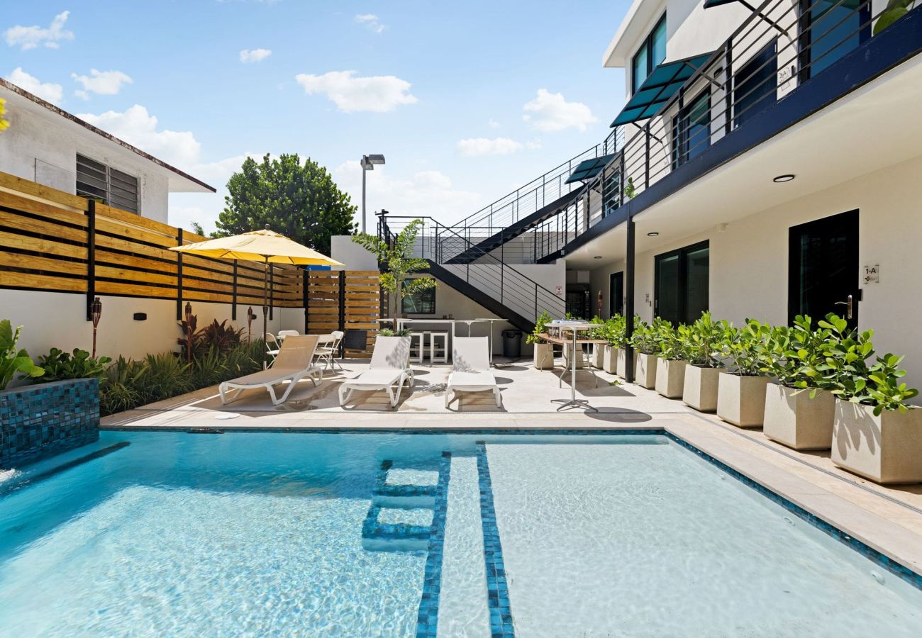 Apartment in San Juan - 14 Guests | 2 Suites | 2 Min Beach | Private Pool