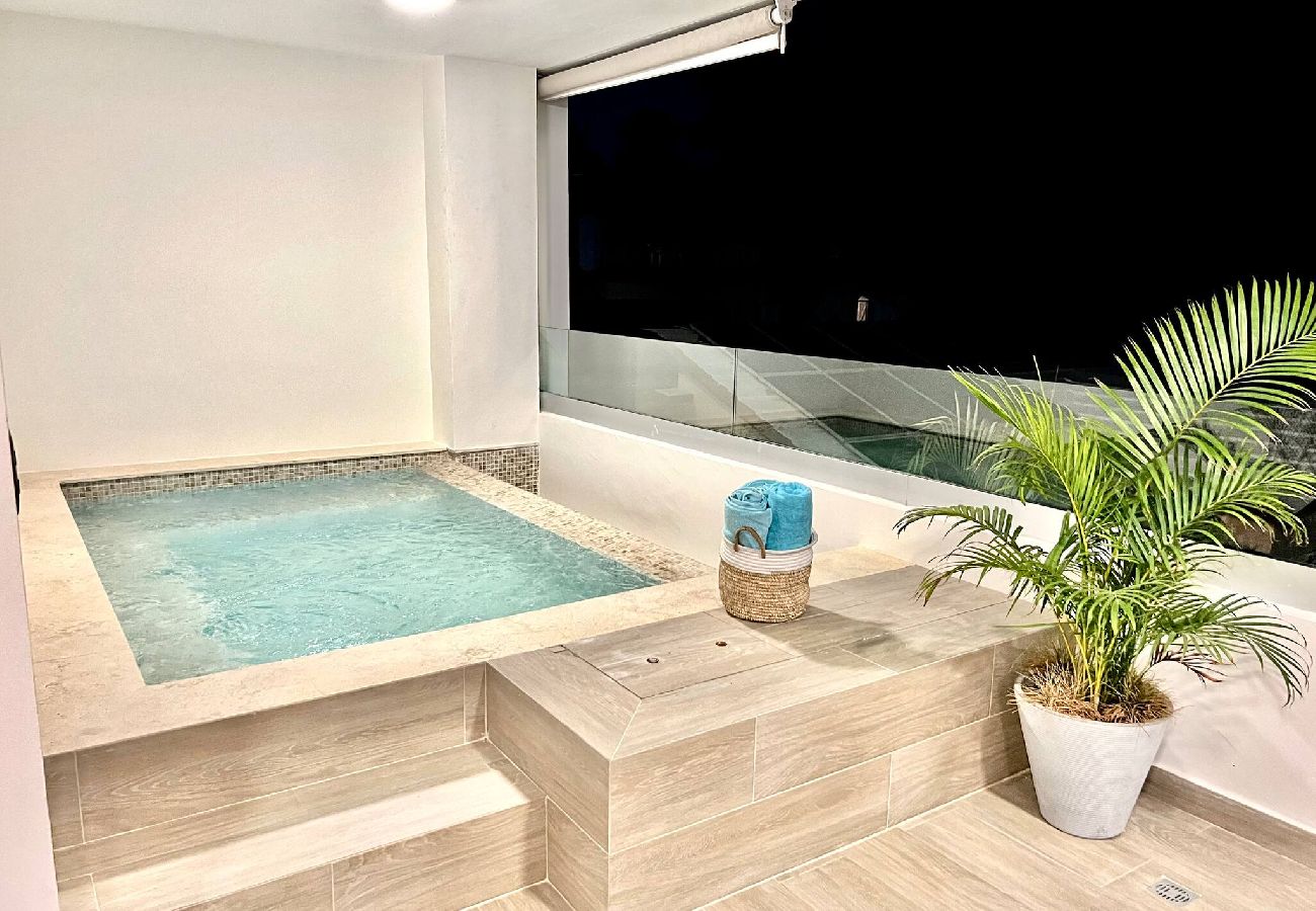Condominium in Punta Cana - LIS4C04 - Apartamento de playa con piscina