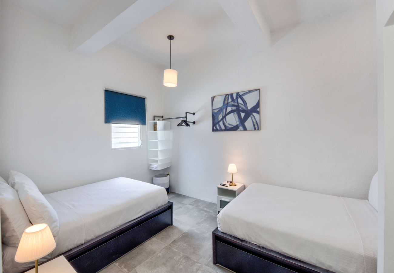 Apartment in San Juan - Comfortable San Juan Stay | Sleeps 6 Guests -5