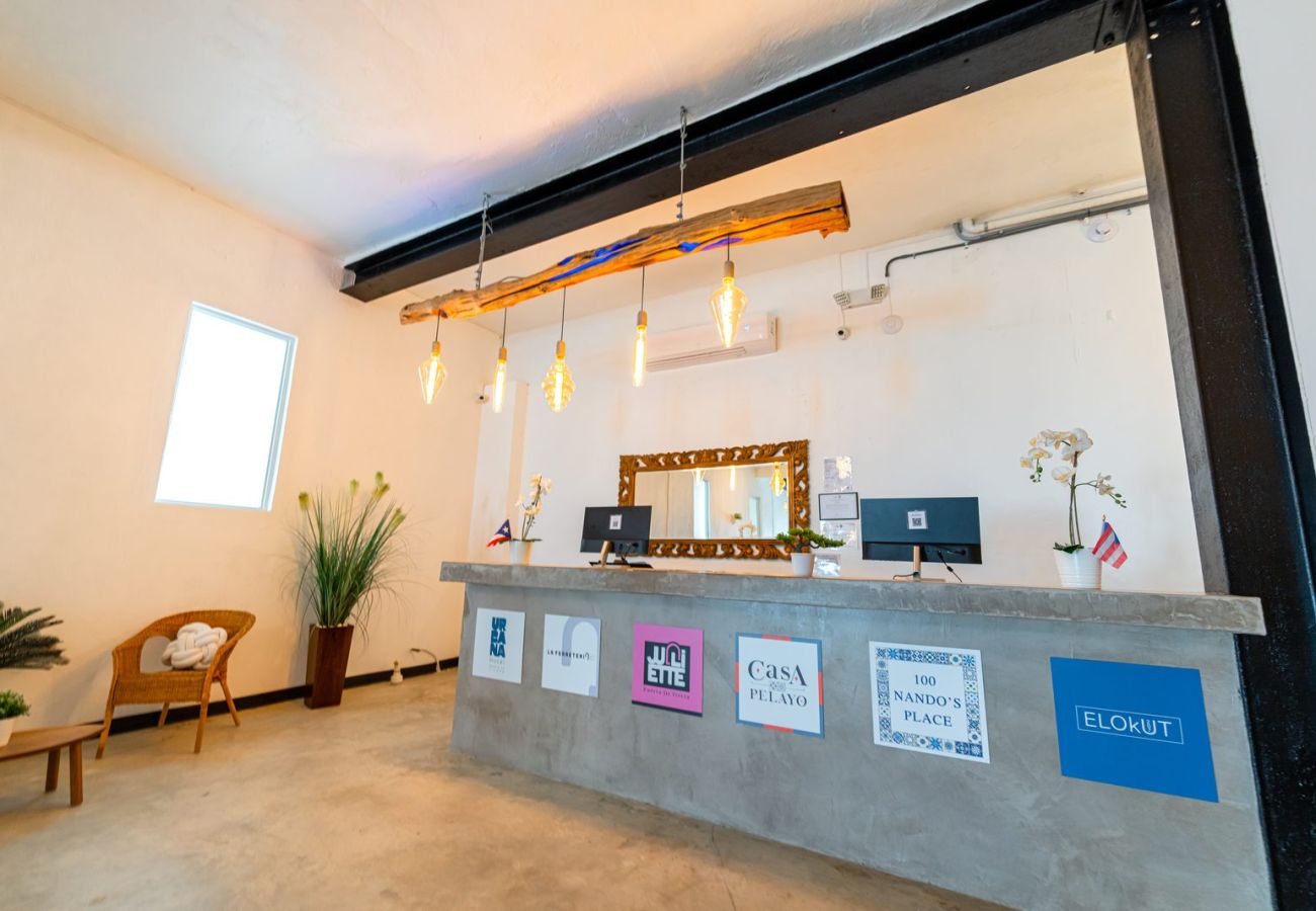 Rent by room in San Juan - Juliette Hostel, Bed in 6-Bed Female Dorm, Old San Juan