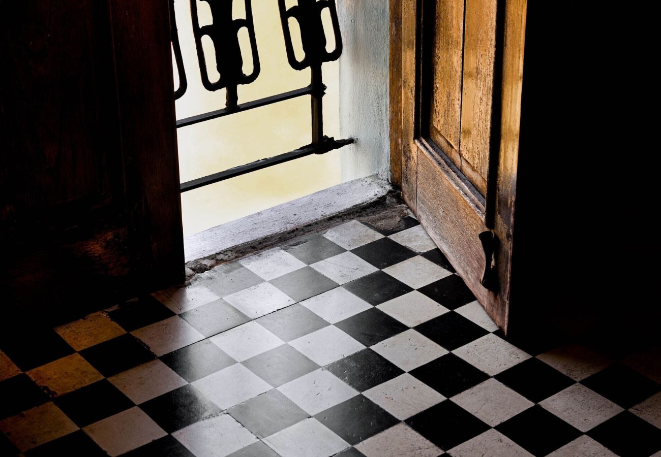 Rent by room in San Juan - El Colonial, Juliette Balconette Queen, Old San Juan