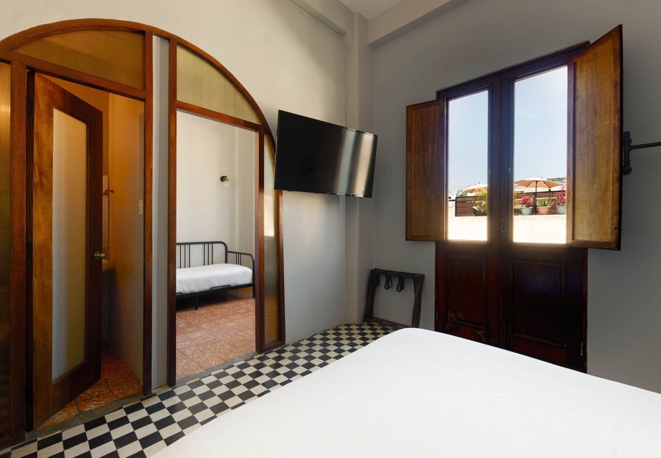 Rent by room in San Juan - El Colonial, Superior Queen, Old San Juan