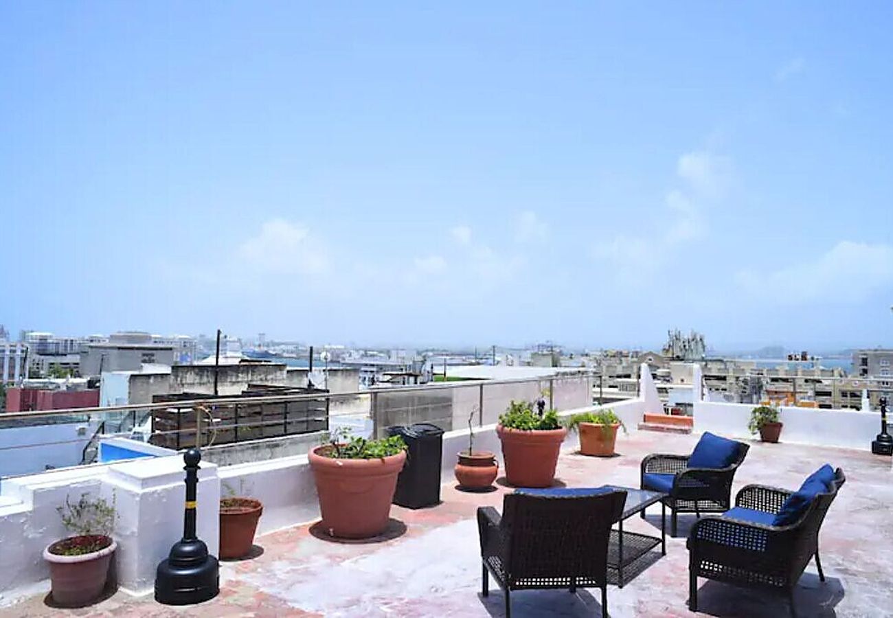 Rent by room in San Juan - El Colonial, Superior Queen, Old San Juan