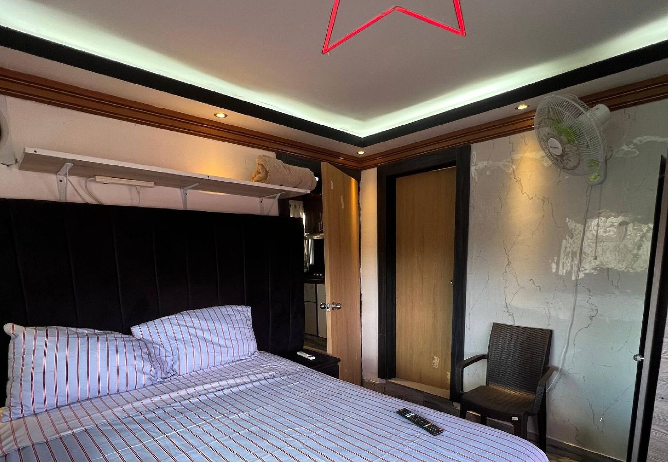 Apartment in Santo Domingo Este - Modern 1BR with Jacuzzi Access