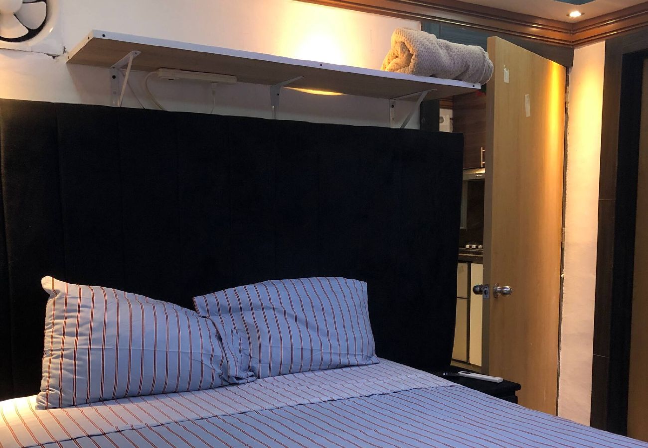 Apartment in Santo Domingo Este - Modern 1BR with Jacuzzi Access