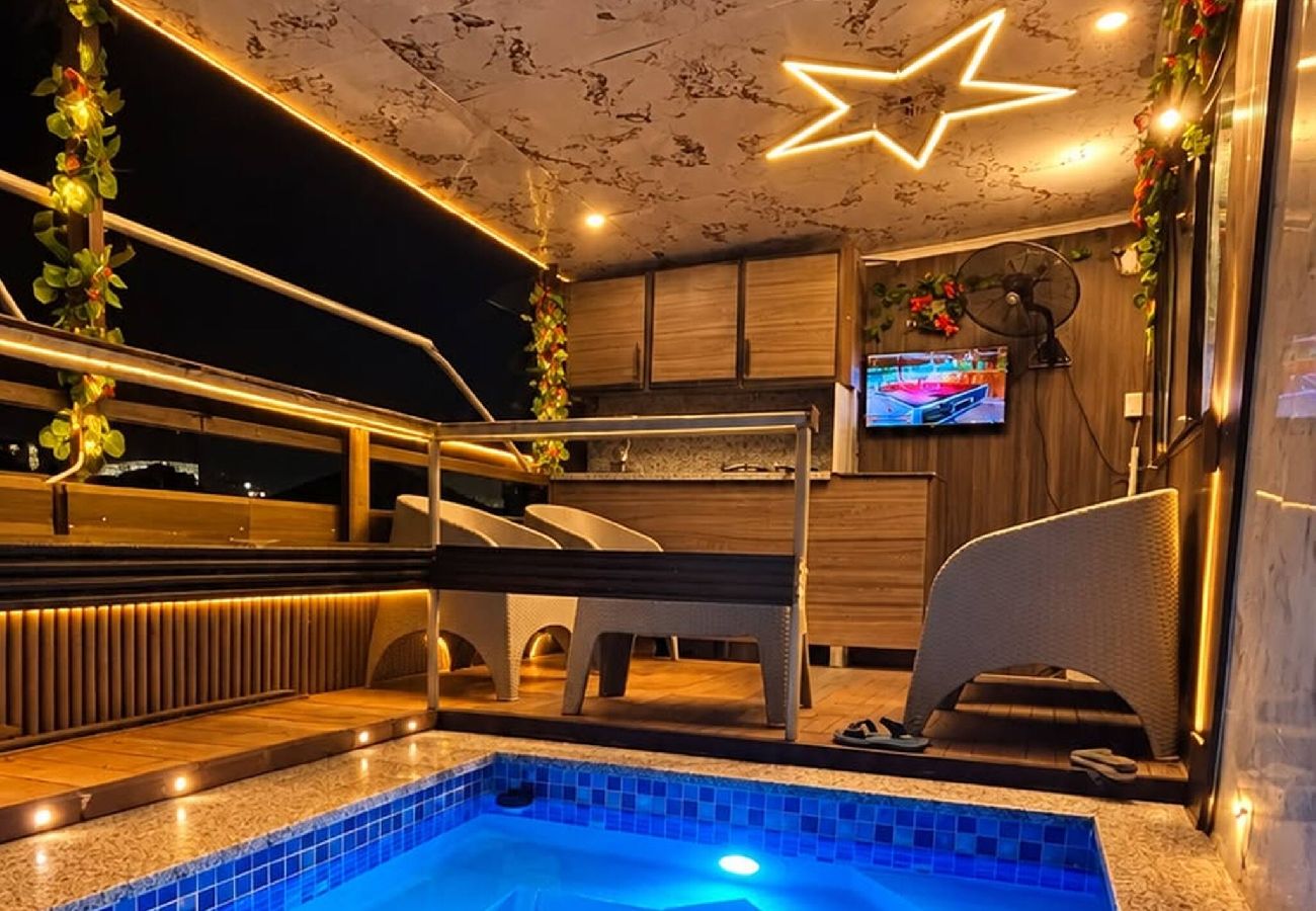 Apartment in Santo Domingo Este - Contemporary 1BR with Jacuzzi Access