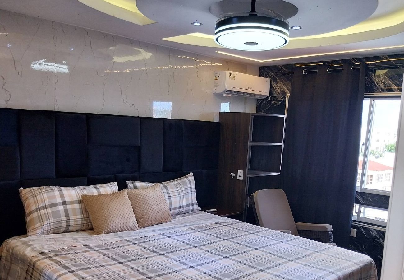 Apartment in Santo Domingo Este - 2BR Apartment with Balcony and Jacuzzi Access
