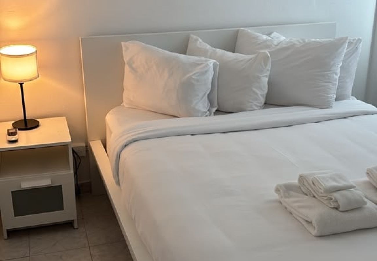 Apartment in San Juan - Apt with Balcony Near Old San Juan-8