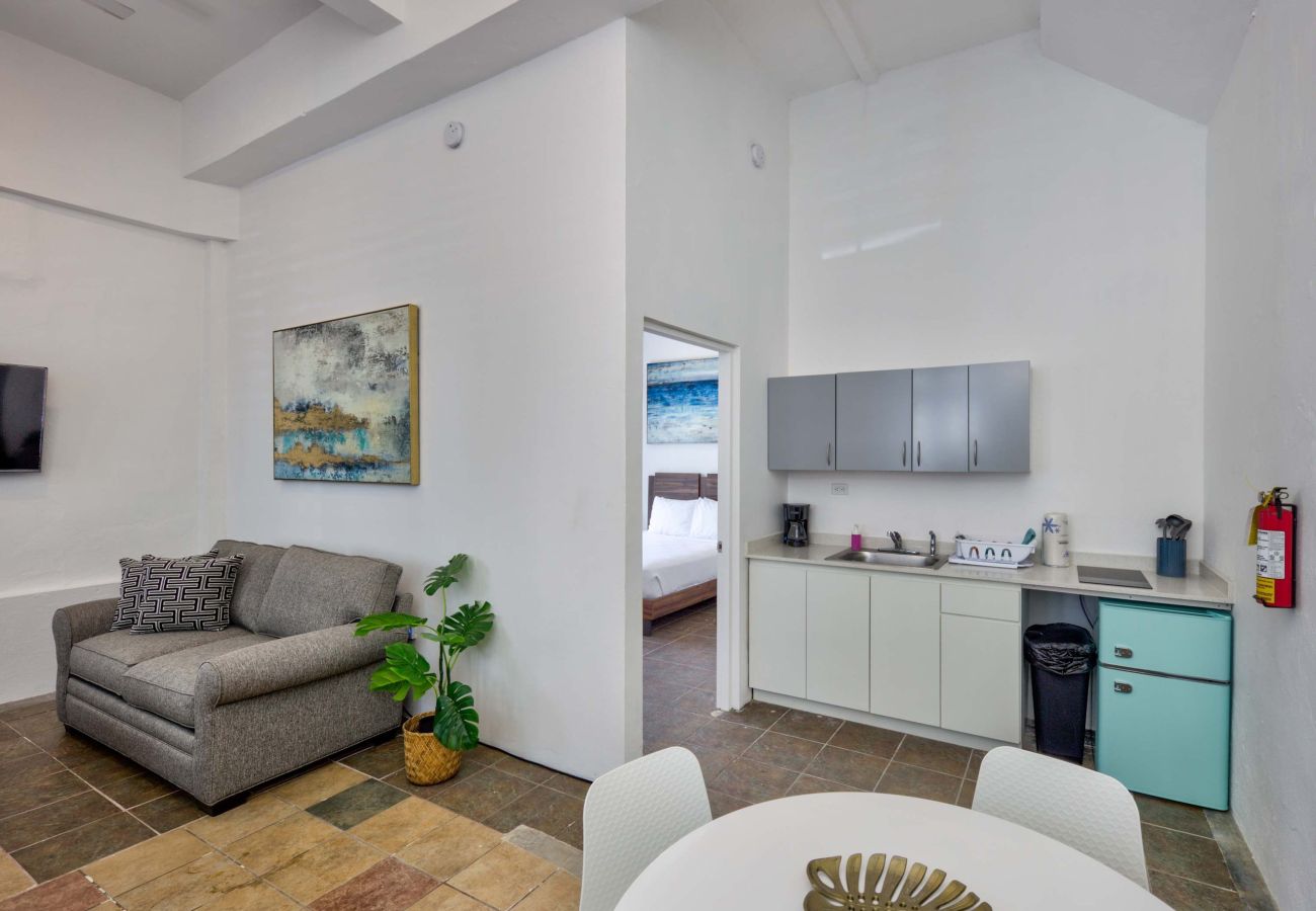 Apartment in San Juan - Charming San Juan Getaway | AC & Fast Wi-Fi - 3