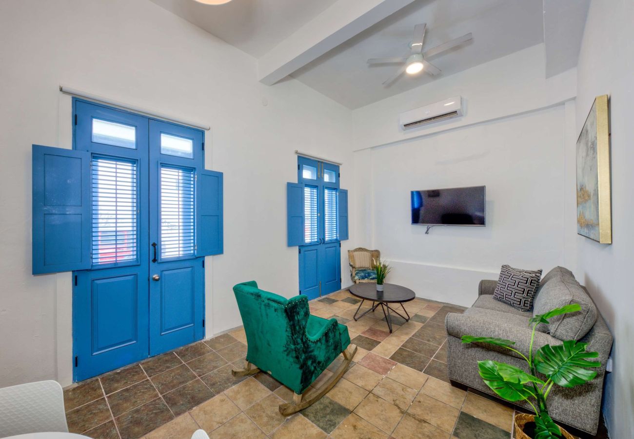 Apartment in San Juan - Charming San Juan Getaway | AC & Fast Wi-Fi - 3